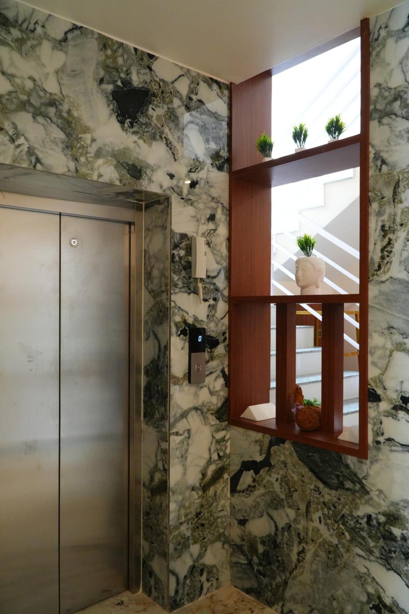 Uj Pallazzio - Business Class Luxury Hotel Tiruvannāmalai Buitenkant foto